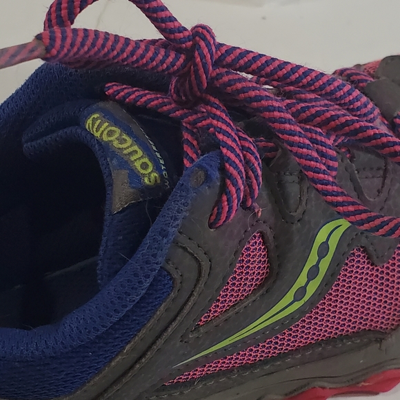 Saucony Peregrine Shield 2 Pink, Grey, Blue & Green Sneakers Shoes Size 1.5 - Picture 8 of 12